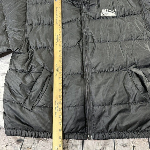 First Down USA Duck Down Puffer XL Jacket Black Red Winter Coat Reversible VTG - Picture 3 of 10